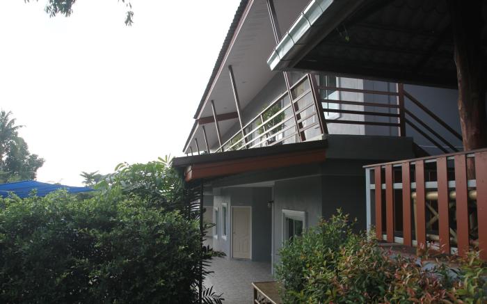 Krabi Ava Hill