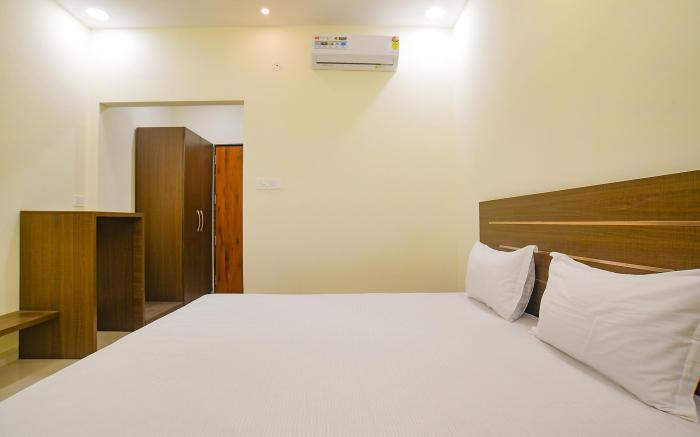 FabHotel Mangal Shree