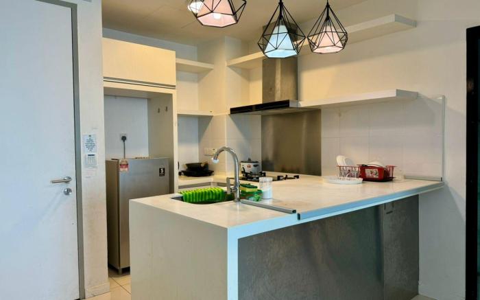 KK SUTERA AVENUE WT POOL OPP IMAGO 2BR 5pax【16】