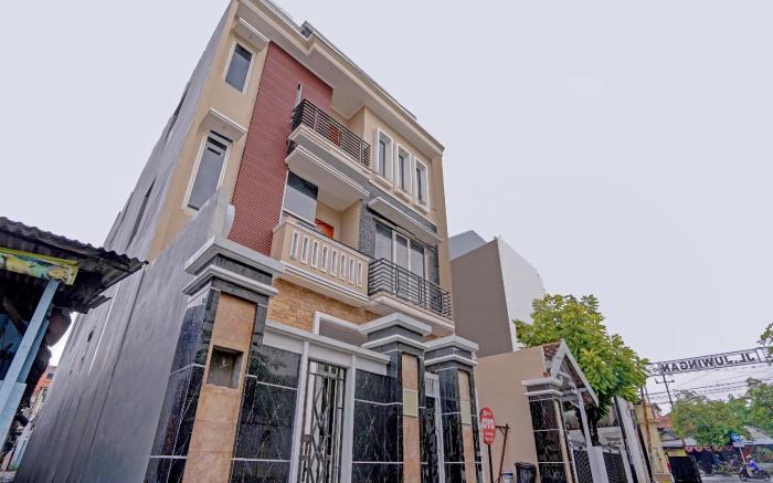 OYO 90668 Juwingan Syariah 1