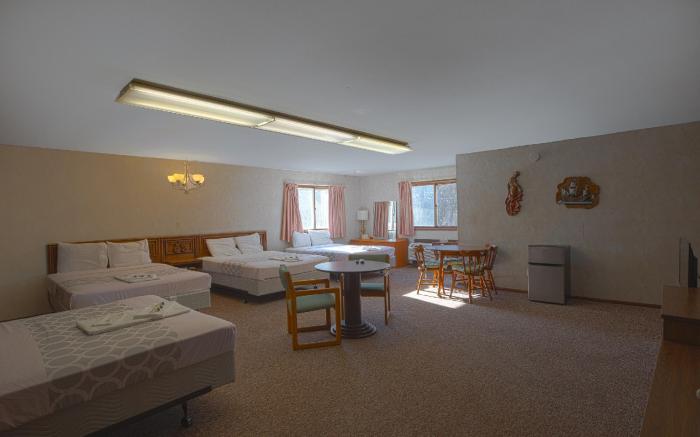 Love Hotels Tomahawk by OYO at Lake Mohawksin WI