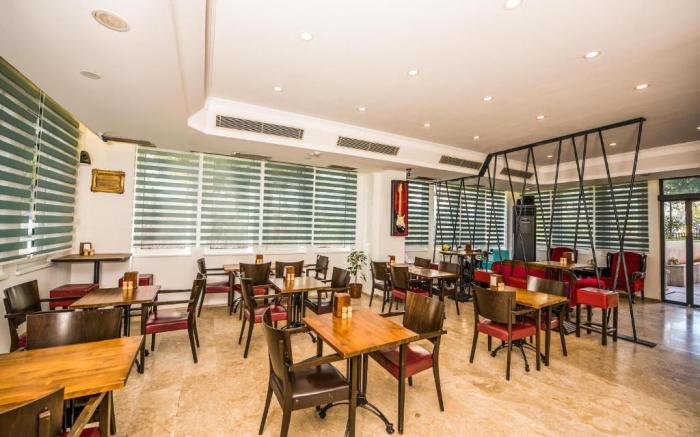 Mera Park Hotel