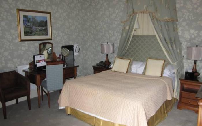 Woodlands Hotel