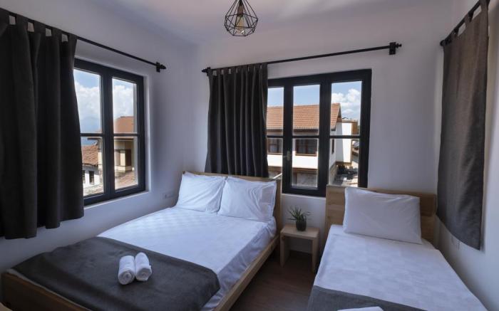 SOLO BOUTIQUE HOTEL