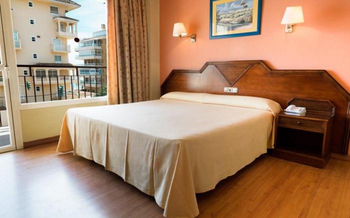 Monarque Cendrillon Hotel