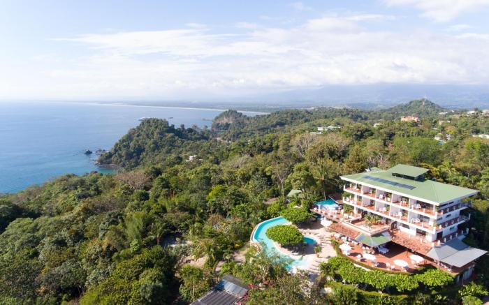 La Mariposa Hotel