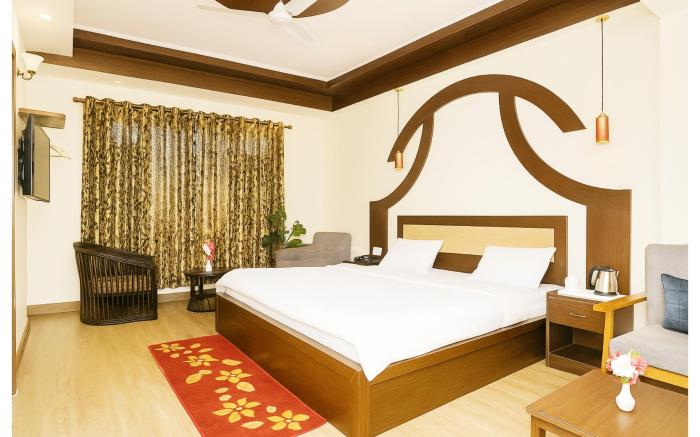 Goroomgo Mall Road Abhinandan Mussoorie