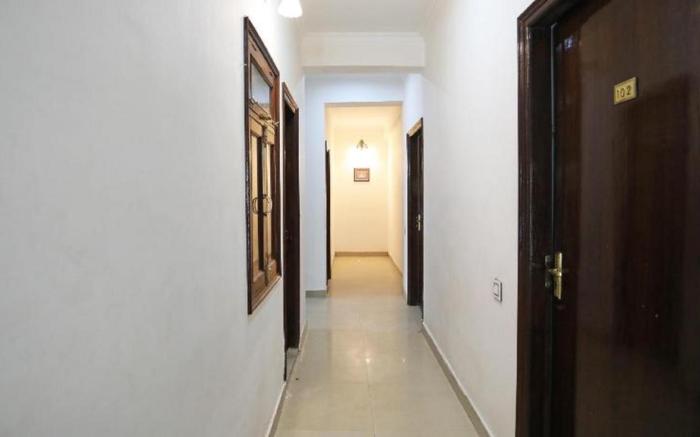 Goroomgo M M Guest House Near Howrah Station