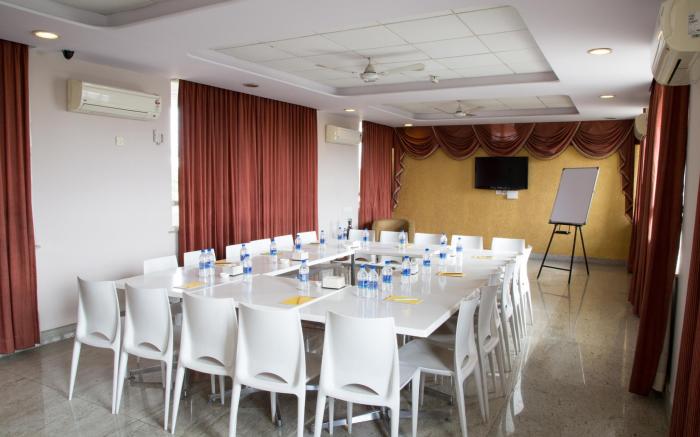 New Rainbow Business Hotel