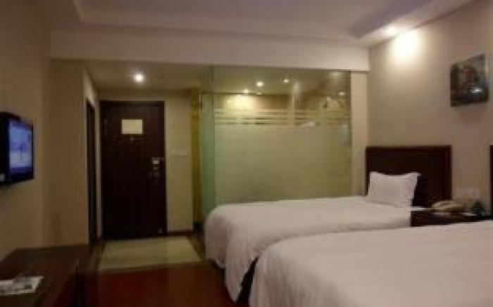 GreenTree Inn Jingdezhen Square North Road Express Hotel