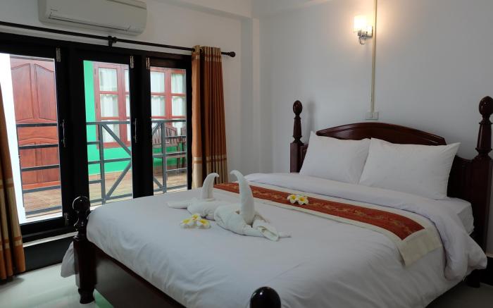 Grandview Riverside Hotel