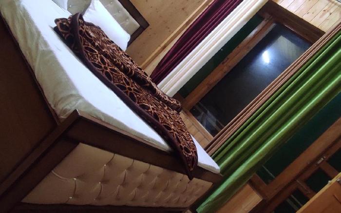 Hotel O Kamal Guest House Tirthan