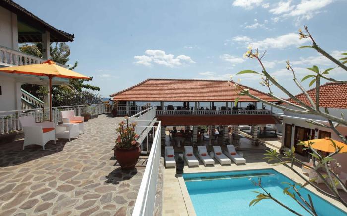 Villa Agung Beach Inn