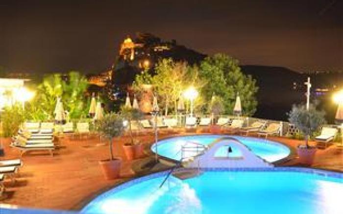 Strand Hotel Delfini Terme