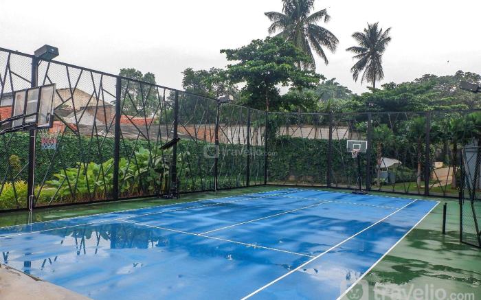 Luxurious 1BR @ L'Avenue Apartment By Travelio