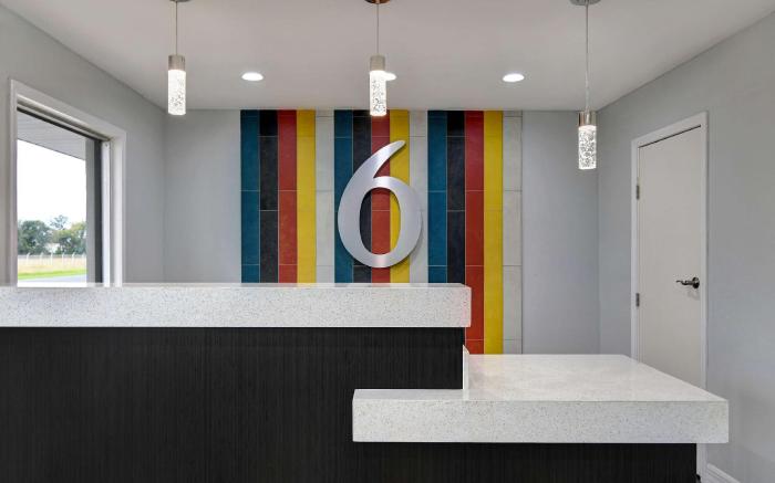 Studio 6 Meridian, MS – Bonita Lakes