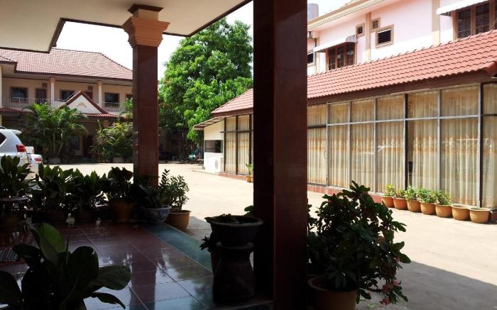 La Ong Dao Hotel 2