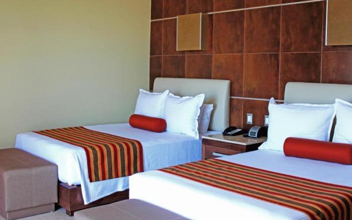 Krystal Urban Cancun & Beach Club