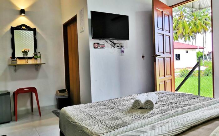 Hj Hassan Guesthouse - Paddy Room 6