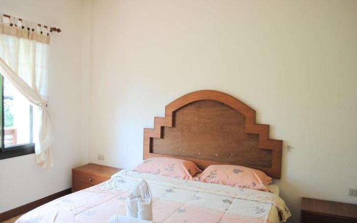 Baan Srinimit House & Apartment