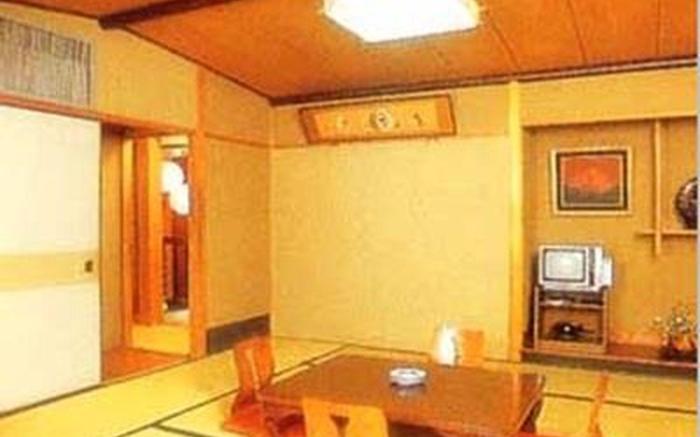 Ryokan Nihonkan Hotel