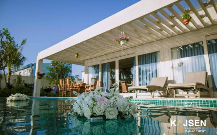 Four Bedrooms Riverside Villa with Sunset & Pool