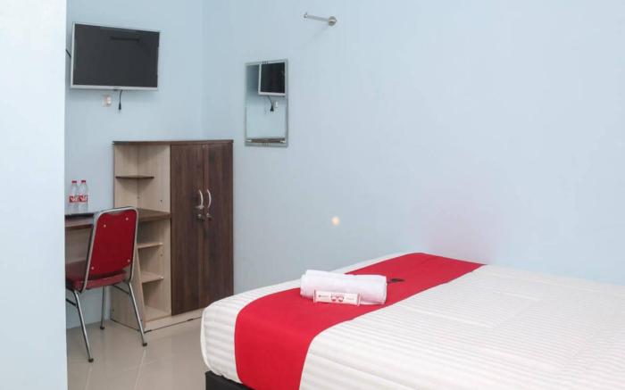RedDoorz Syariah near Suncity Mall Madiun