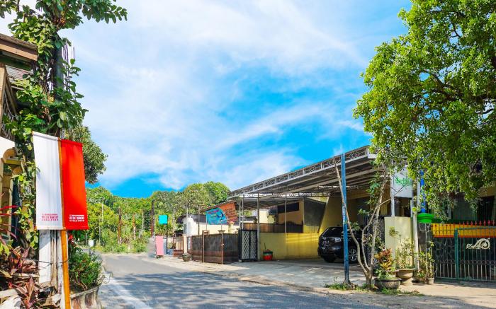 Super OYO Flagship 90723 Berlima Guest House Syariah