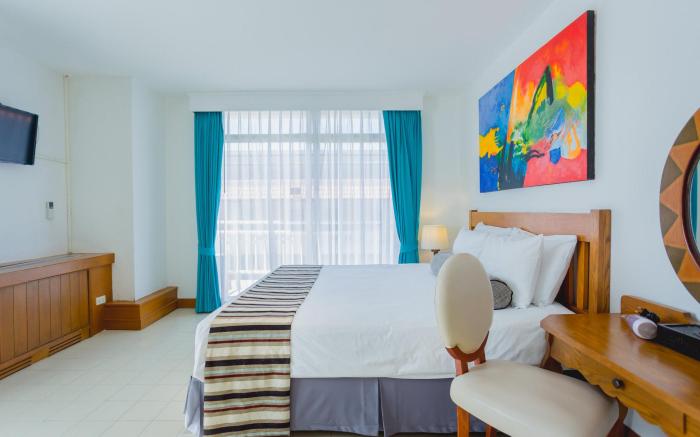 Waterfront Suites Phuket by Centara