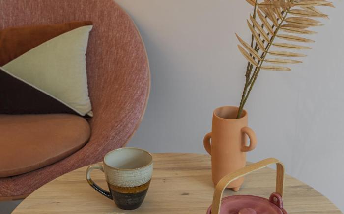 Pink & Wood cocoon