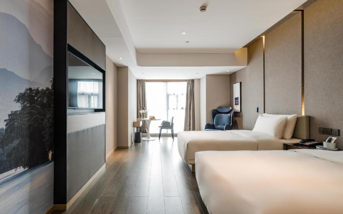 Atour Hotel Chengdu Taiguli Future Center