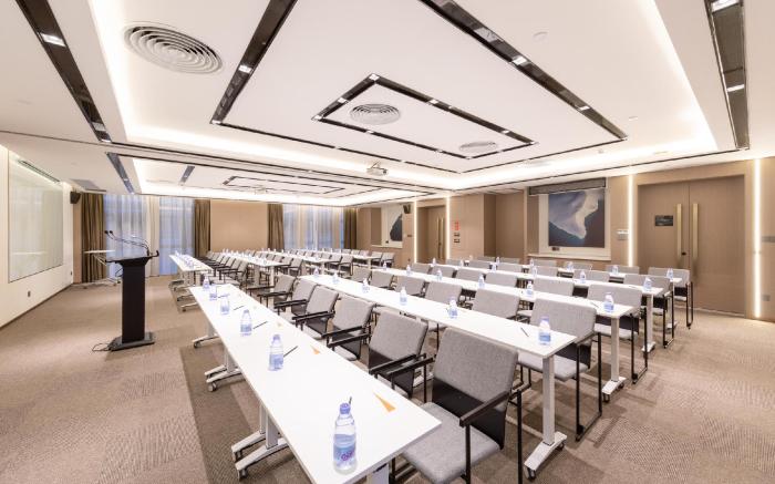 Atour Hotel Zhuhai Tangjiawan Campus Town Jinding Plaza