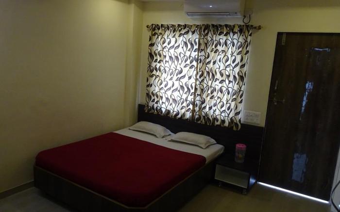 Hotel Sai Neelam