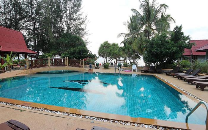 Lanta Villa Resort