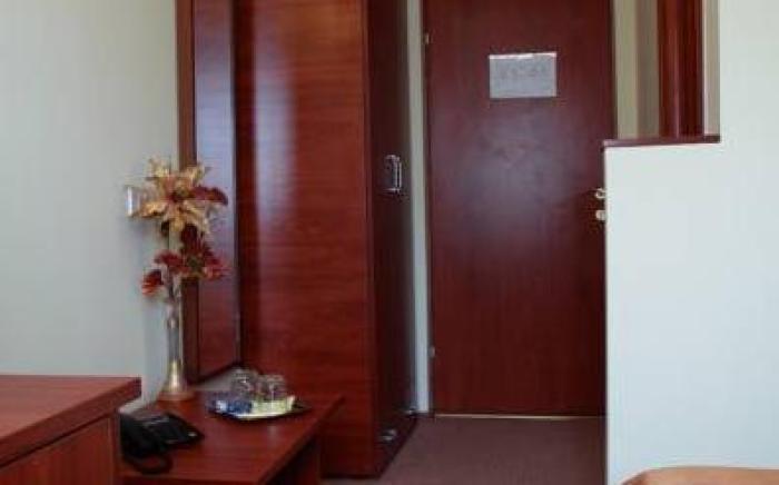 City Hotel