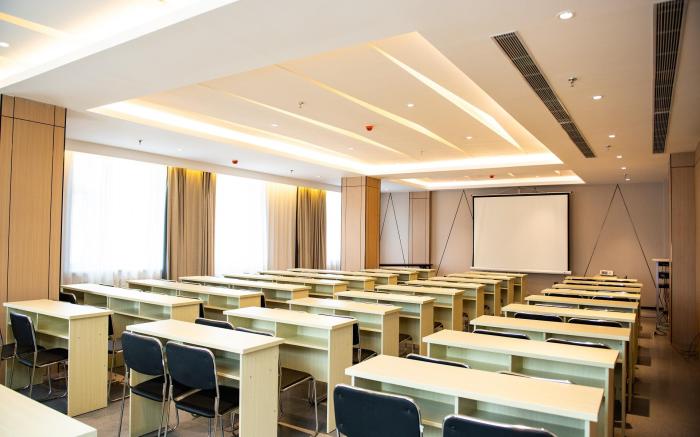 Starway Hotel Lanzhou West Station Zhongtianjian Plaza