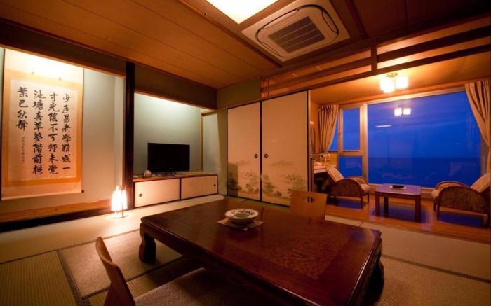 Uminohotel Hajime (ex Umikaoruyado Hotel Newmatsumi)