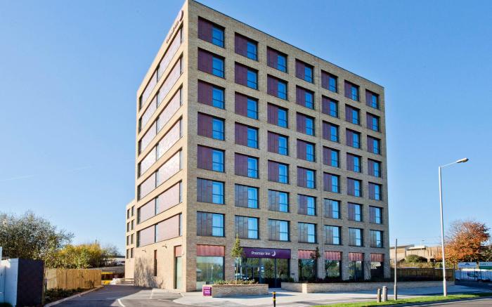 Premier Inn London Tolworth