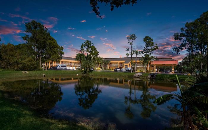 SureStay Hotel by Best Western St. Pete Clearwater Airport