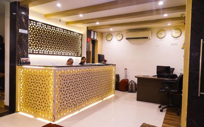 Hotel Sunshine Airport