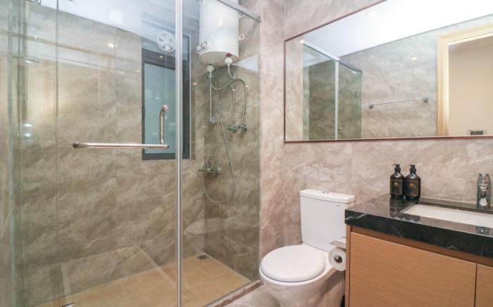 Navy Suite . R&F @3BR 6Pax FacilitiesView near CIQ