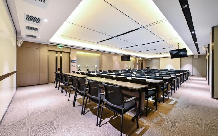 Atour Hotel Changchun FAW