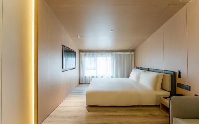 Atour Hotel Shanghai West Gaoke Road Metro Station