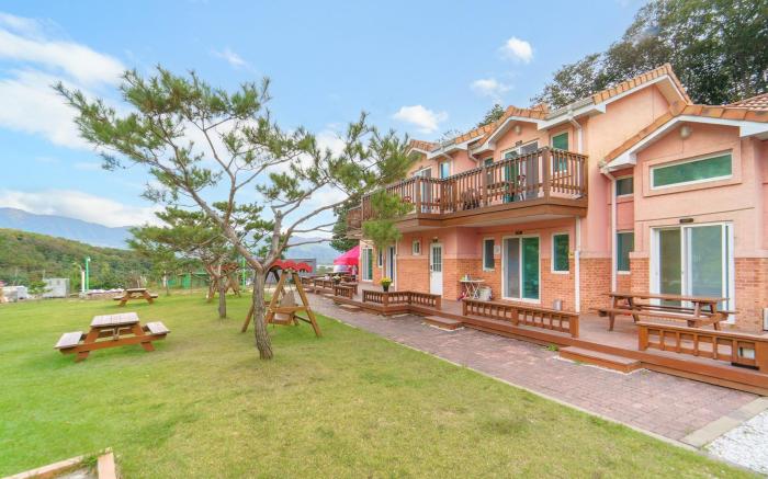 Pocheon Swimpyo Pension
