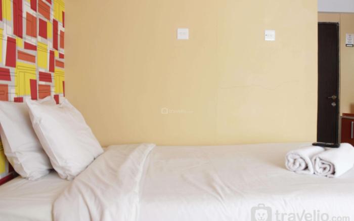 Cozy Studio Apartment at The Jarrdin By Travelio