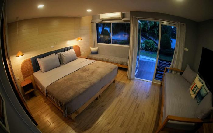 Silver Reef Dive Resort