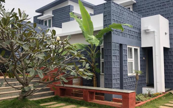 La Flora Cloud 9 Yelagiri