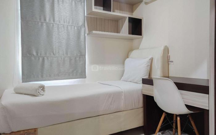Chic and Cozy 2BR Vida View Apartment By Travelio