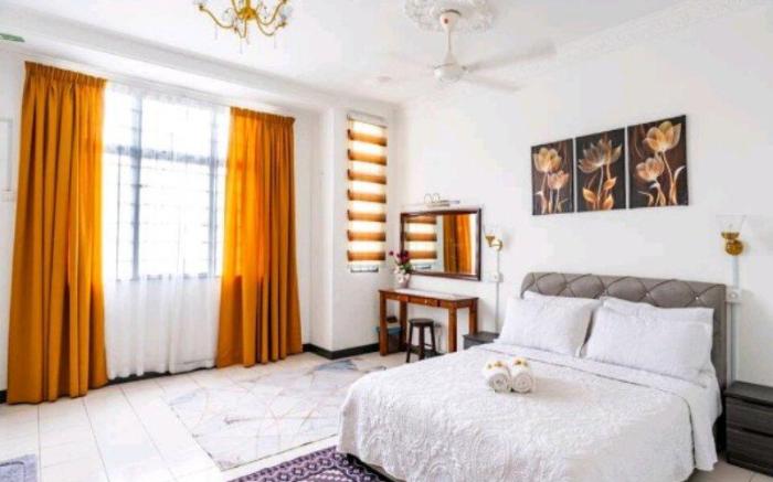 Shah Alam Golden Homestay near icity, uitm. 