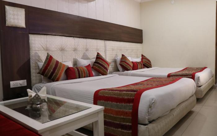 Diamond Plaza Hotel